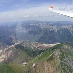 Flugwegposition um 11:17:14: Aufgenommen in der Nähe von Gemeinde Mautern in der Steiermark, 8774, Österreich in 1566 Meter